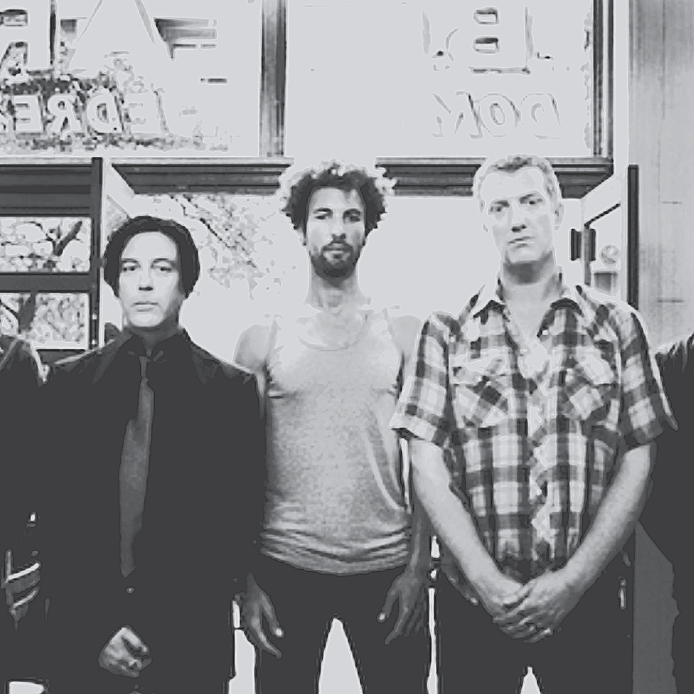 Queens of the Stone Age Chalice & Skull Shirt - Picture 2 of 3